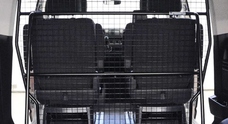 kastenwagen-vansafe-trenngitter-thumb-2