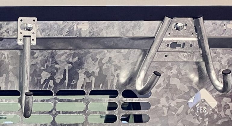 VANSysteme-Einzelhaken-Doppelhaken-feuerverzinkt-Lastentraerger